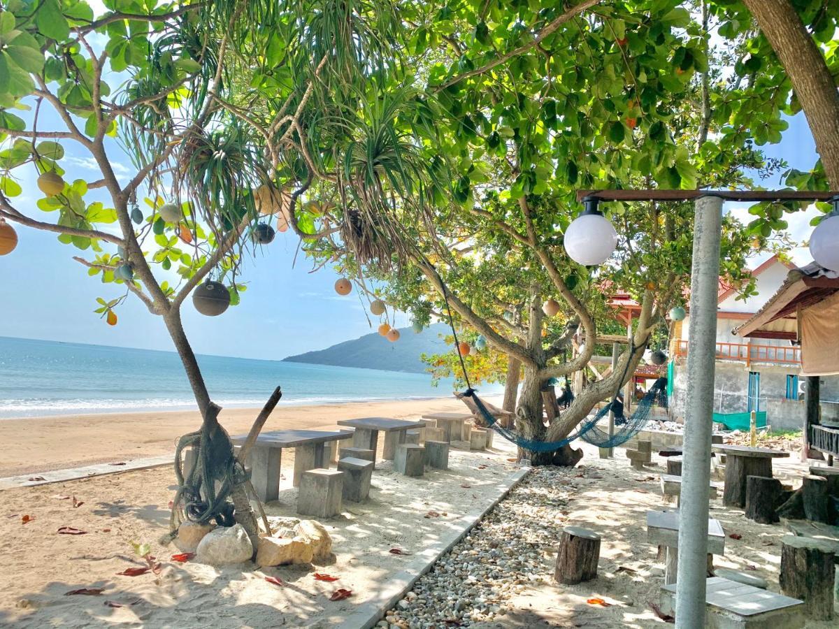 Baanchaylay Resort Khanom Εξωτερικό φωτογραφία